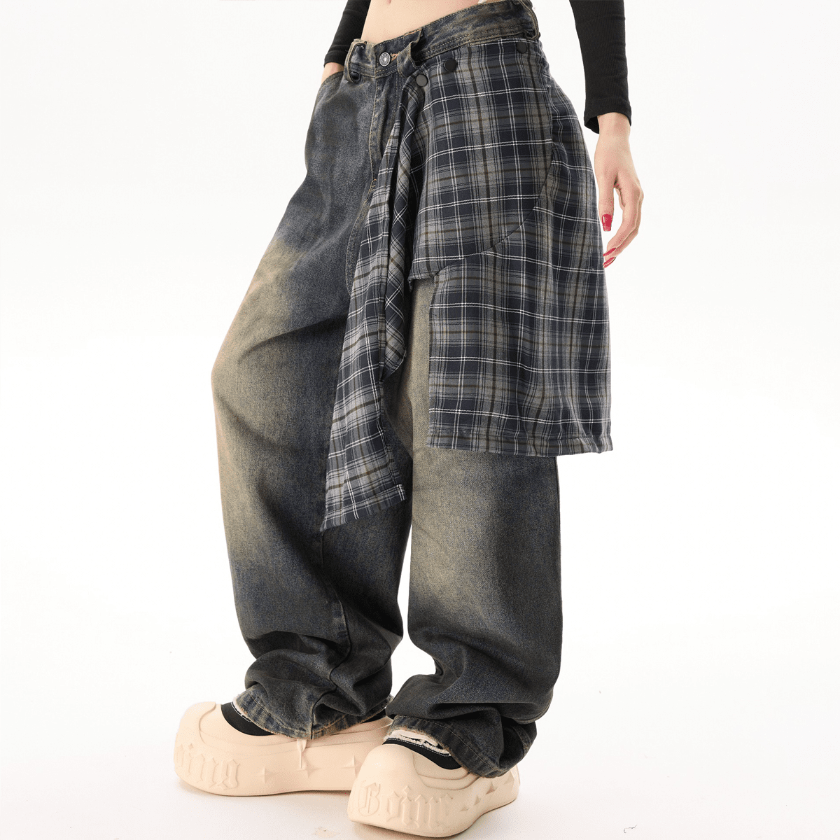 "Lions Crest" Unisex Loose Fit Straight-Leg Washed Jeans