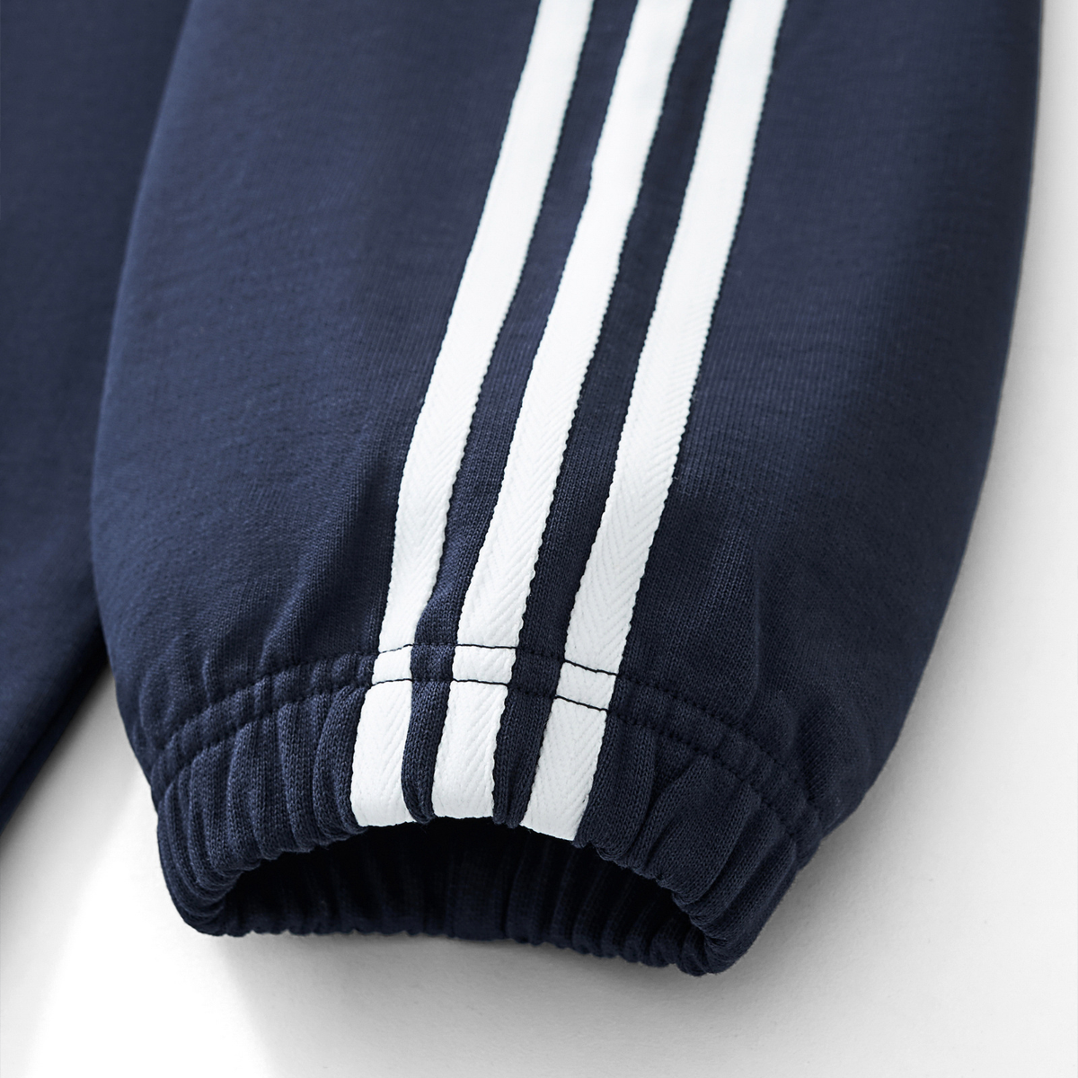 "Heraldry Crest" Sweatshirt