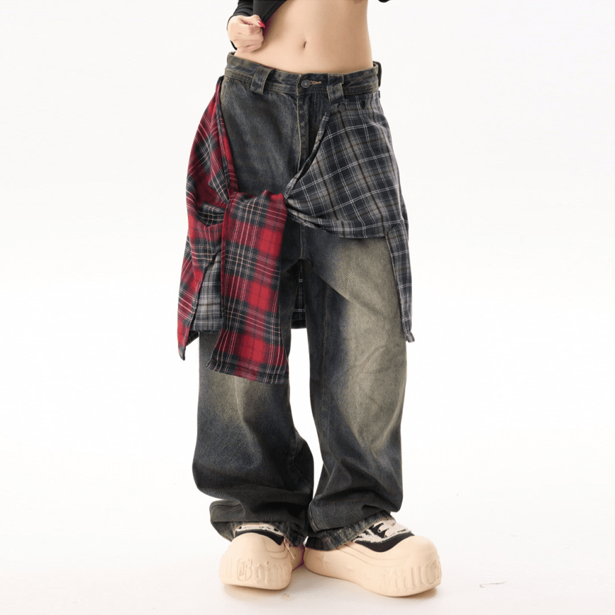 "Lions Crest" Unisex Loose Fit Straight-Leg Washed Jeans