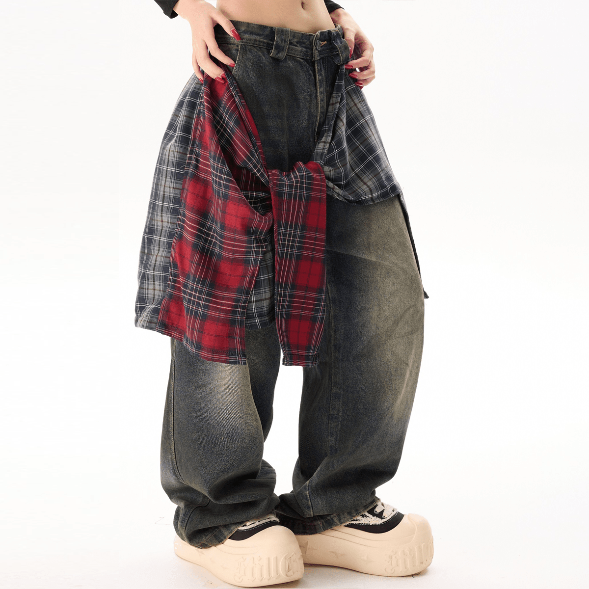 "Lions Crest" Unisex Loose Fit Straight-Leg Washed Jeans